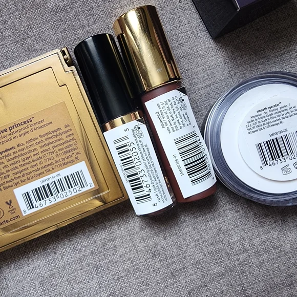 Tarte Purple Makeup Bag Set - Picture 4 of 8